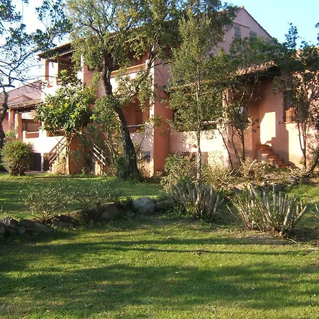 Hotel apartamentowy Complesso Residenziale Marina Di Pinarello