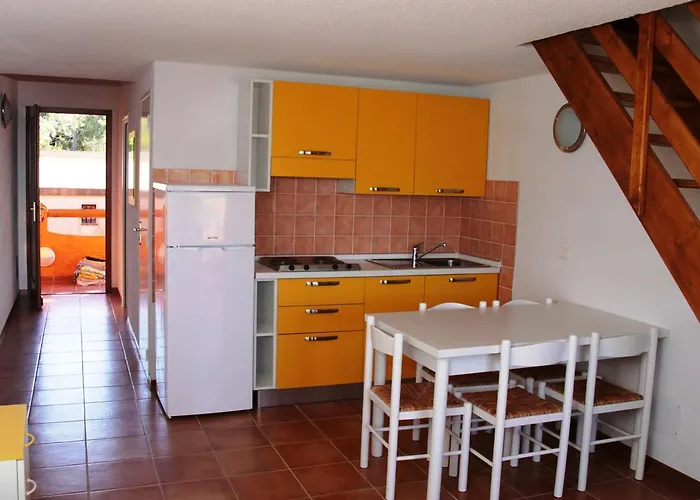 Complesso Residenziale Marina Di Pinarello Pinarellu