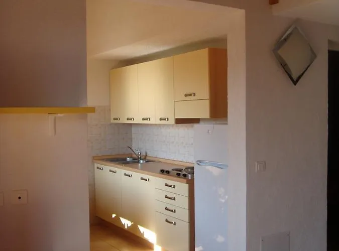 Complesso Residenziale Marina Di Pinarello Pinarellu