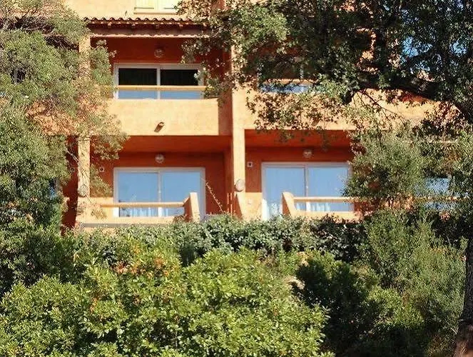 Complesso Residenziale Marina Di Pinarello Aparthotel Pinarellu