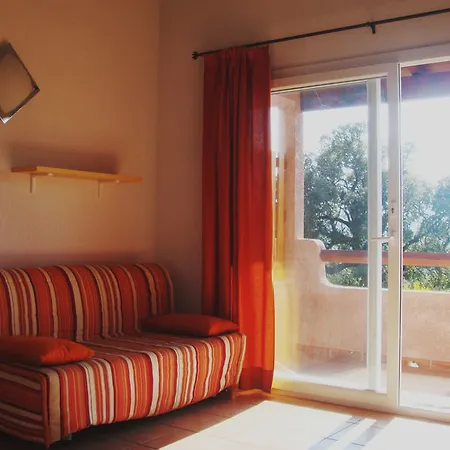 Complesso Residenziale Marina Di Pinarello Pinarellu