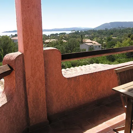 Complesso Residenziale Marina Di Pinarello Pinarellu