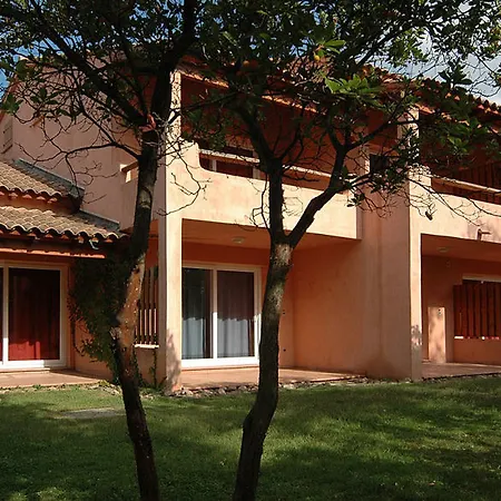 Complesso Residenziale Marina Di Pinarello Pinarellu