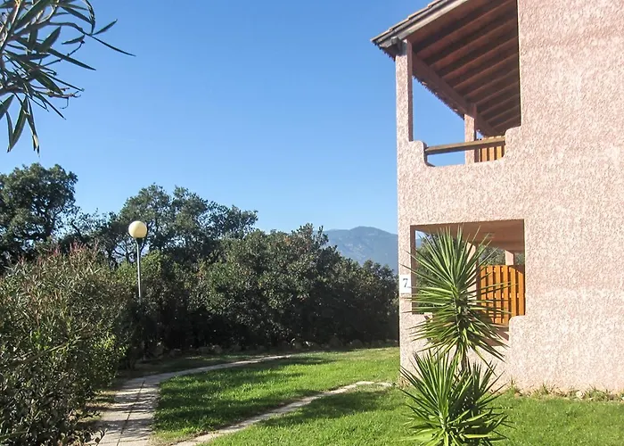 Complesso Residenziale Marina Di Pinarello מלון דירות 3*