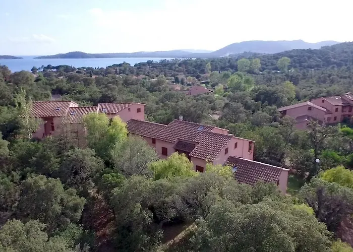 شقة فندقية Complesso Residenziale Marina Di Pinarello 3*